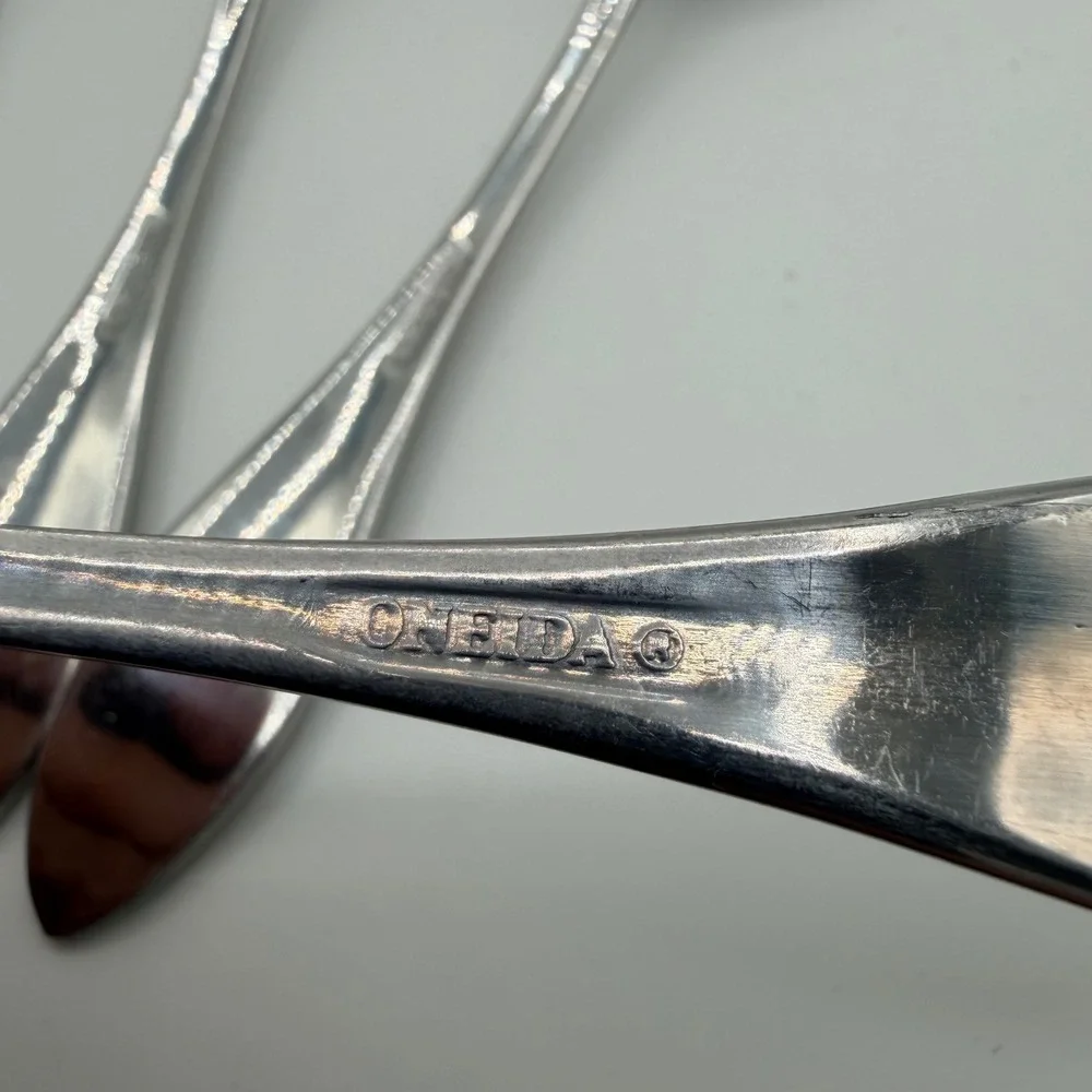 Oneida Southern Garden Stainless Flatware 15 Piece Set Knives Forks‎ Teaspoons